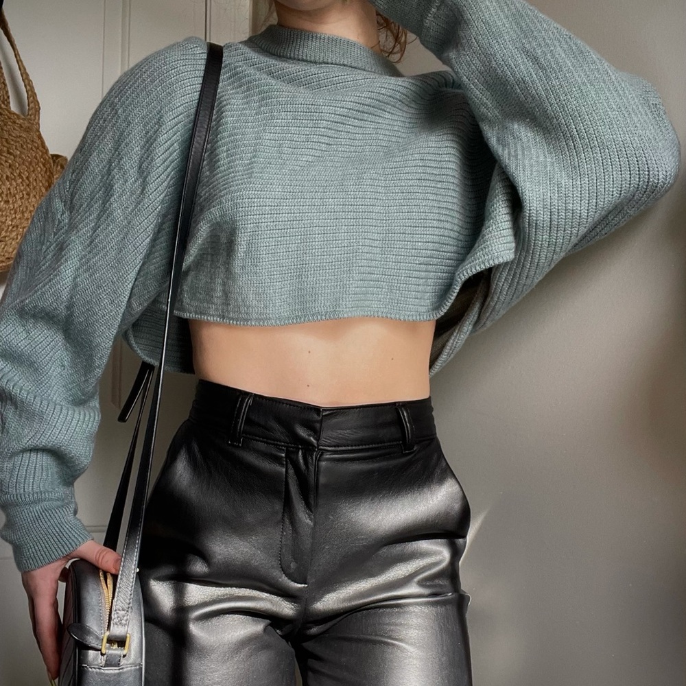 Aritzia Sweater